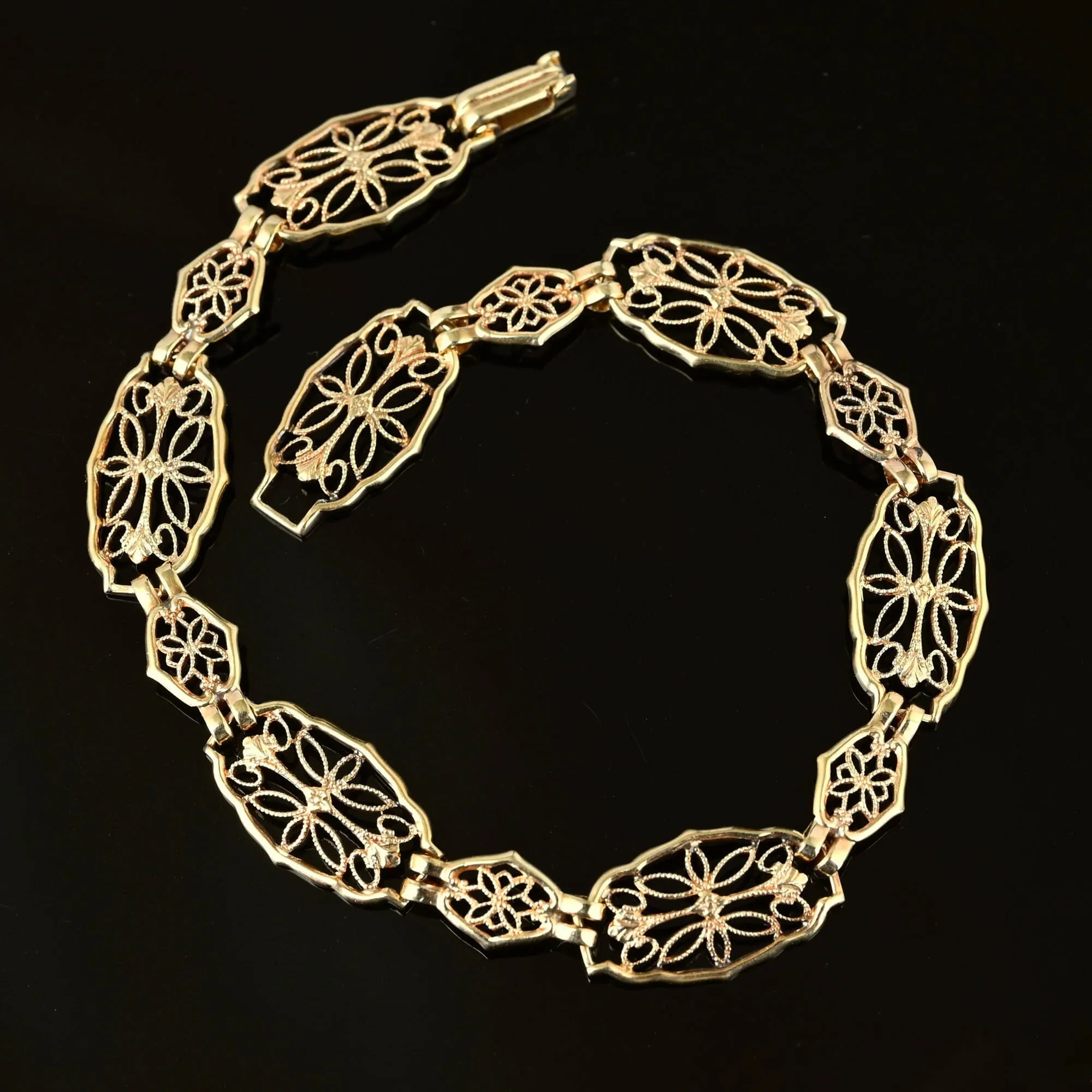 Charming Floral Solid 10K Gold Filigree Bracelet