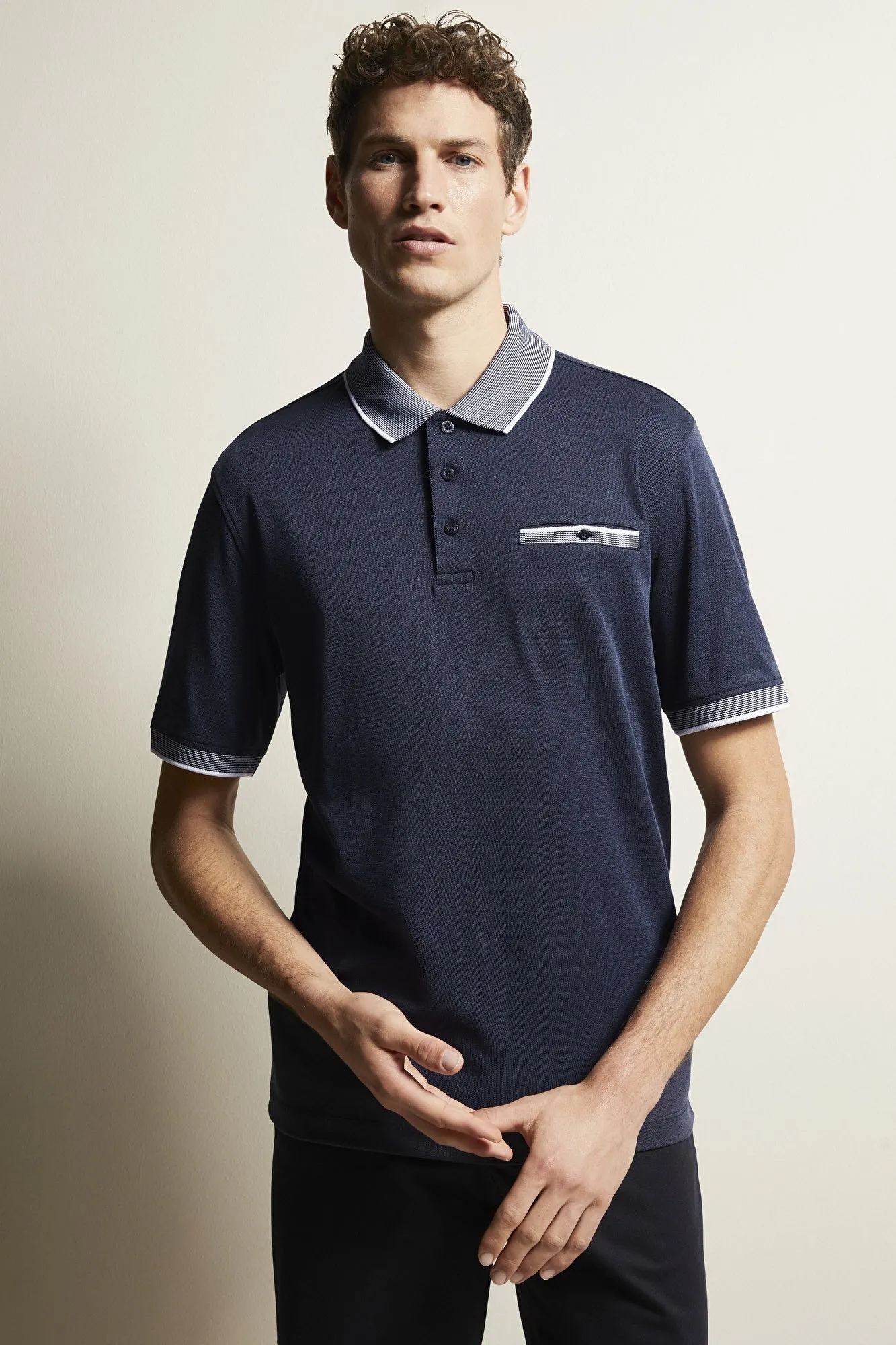 Polo Shirt with Contrasting Stripes 8151-55091A