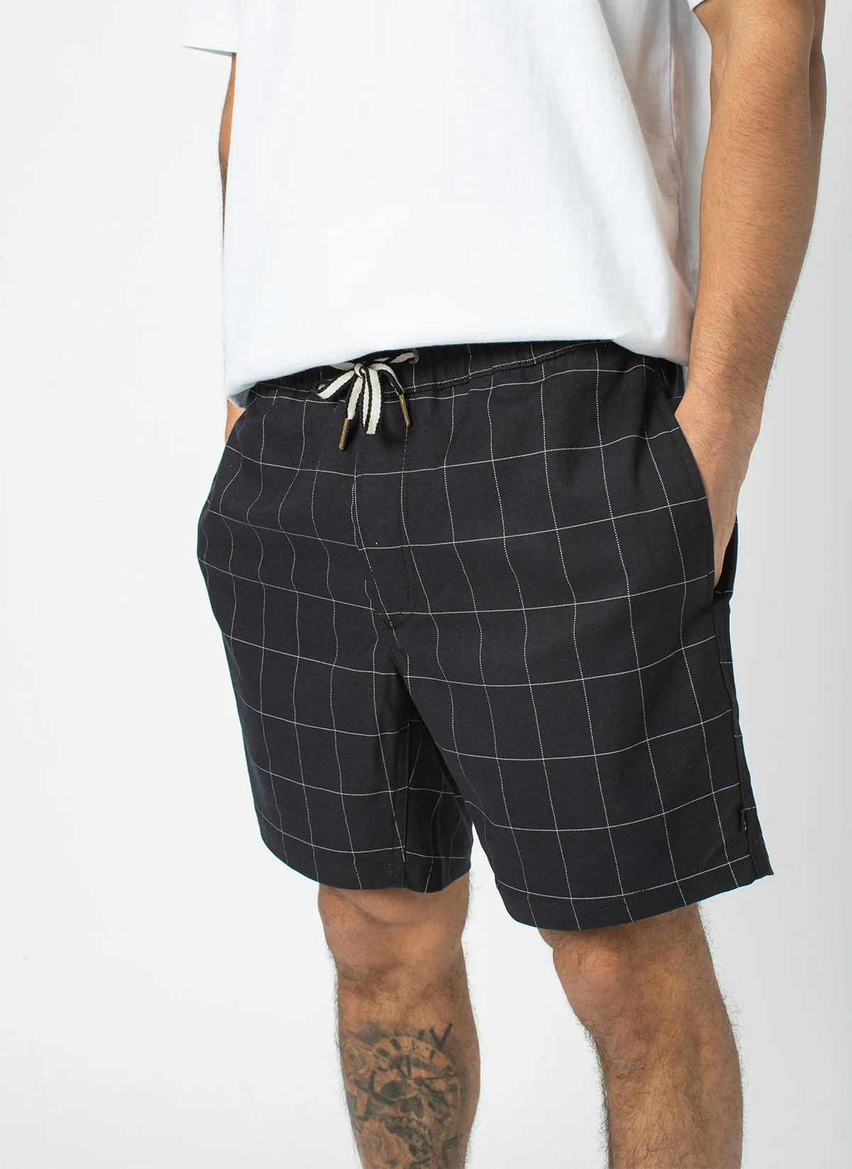 Poolside 17" Short Black Check