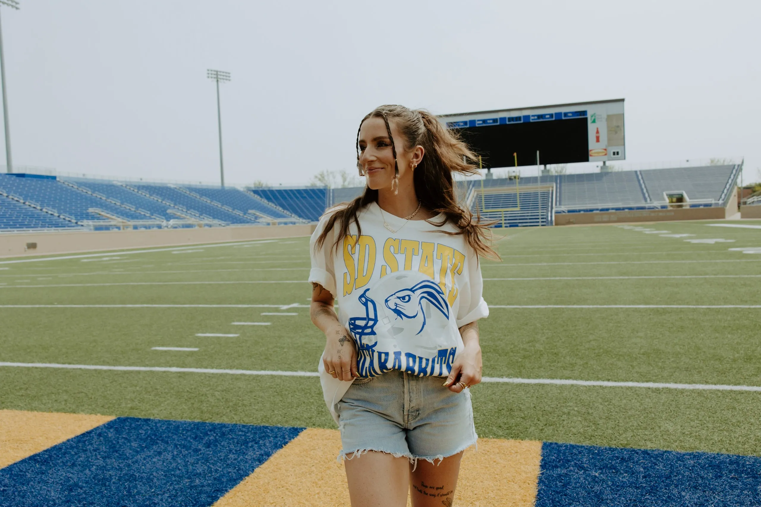 SDSU MURRAY HIPPIE HELMET TEE