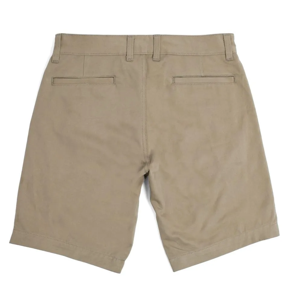 Traveler Shorts in Khaki Twill