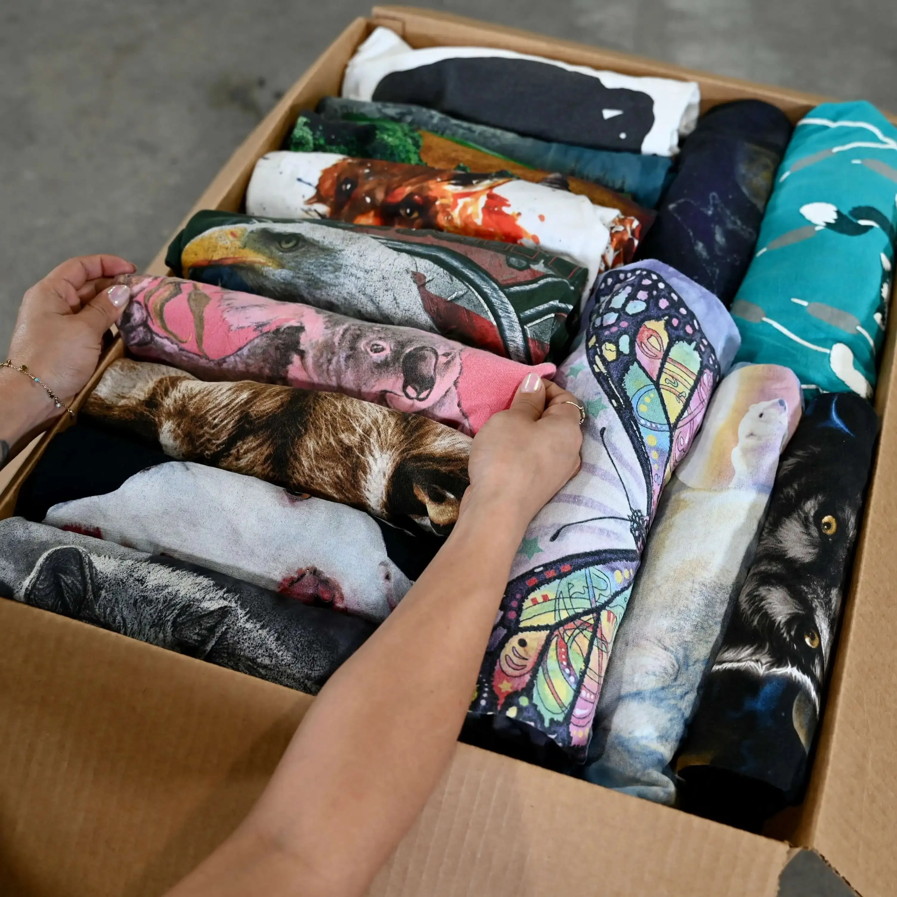 Wholesale Animal Graphic T-Shirts